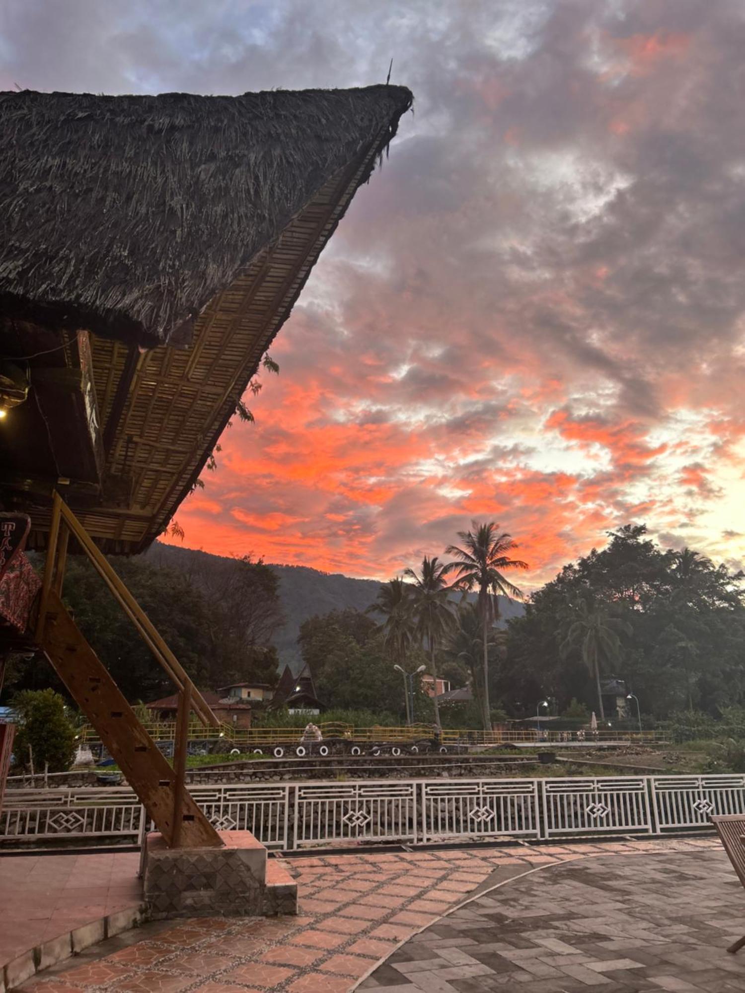 Tabo Cottages Tuk Tuk Buitenkant foto